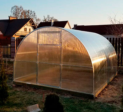 теплица сверхпрочная